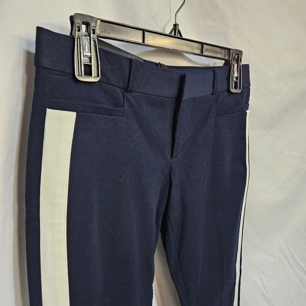 Banana Republic Sloan Navy Blue With White Stripe Size 2P Petite. Ankle Pants